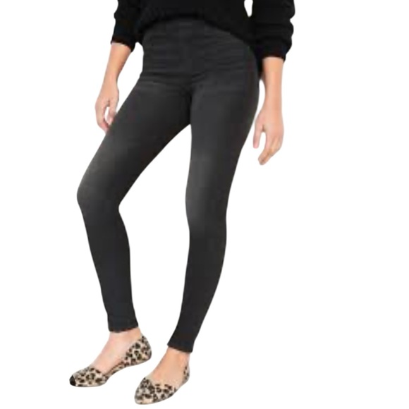 Old Navy Rockstar Black Pull On Skinny Jeans Size 14P - Picture 1 of 9